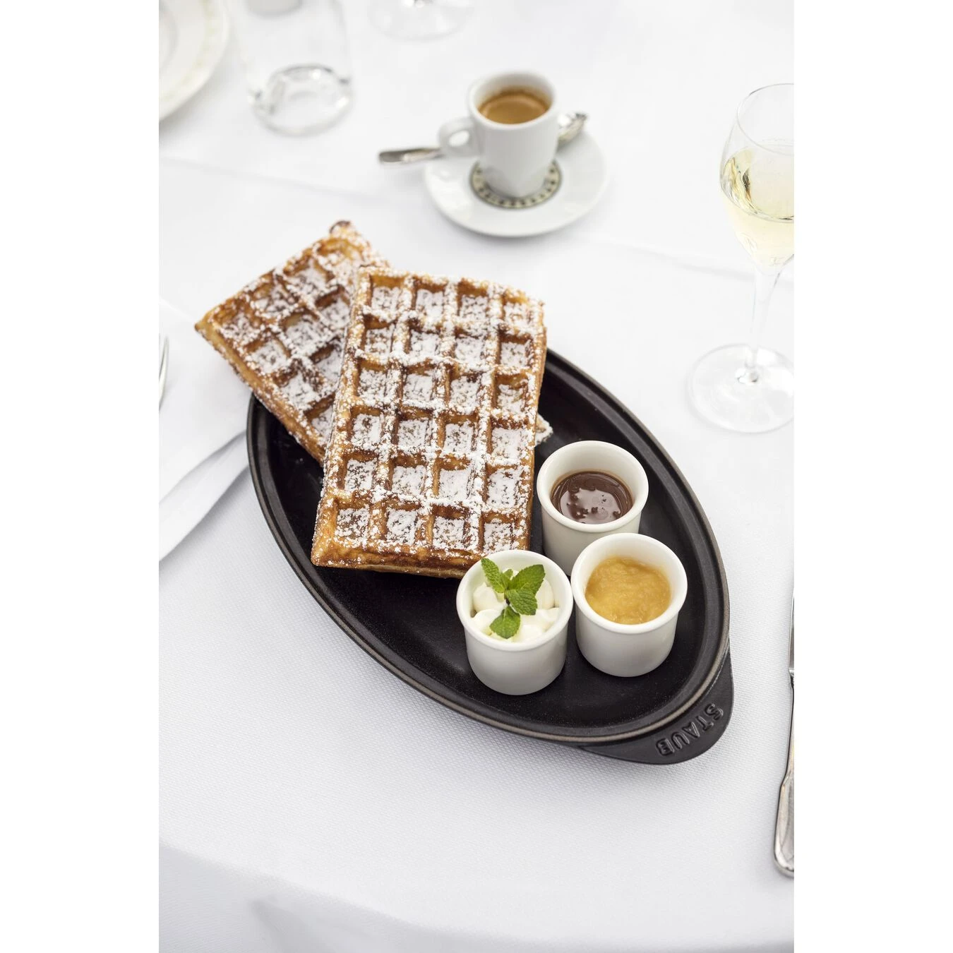 Staub Fuente Para Horno Con Tapa 31 Cm, Hierro Fundido 6 Staub Fuente Para Horno Con Tapa 31 Cm, Hierro Fundido - Imagen 4