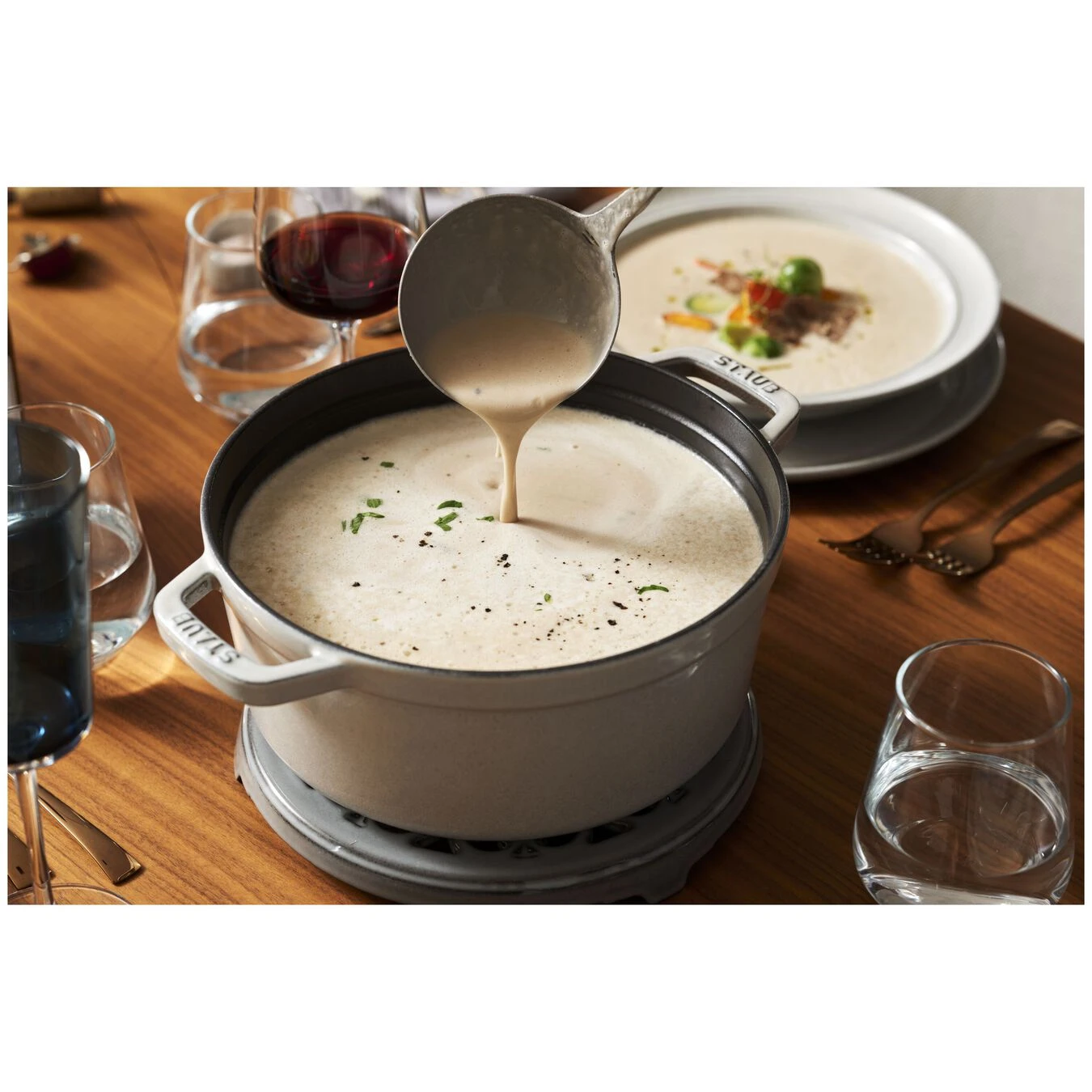 Staub Cocotte 28 Cm, Redondo, Blanco Trufa, Hierro Fundido 7 Staub Cocotte 28 Cm, Redondo, Blanco Trufa, Hierro Fundido - Imagen 5
