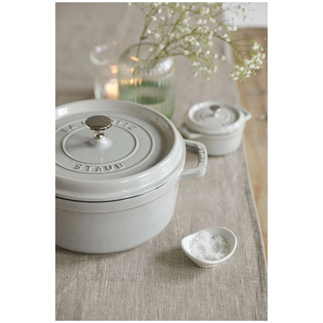 Staub Cocotte 22 Cm, Redondo, Blanco Trufa, Hierro Fundido 7 Staub Cocotte 22 Cm, Redondo, Blanco Trufa, Hierro Fundido - Imagen 5