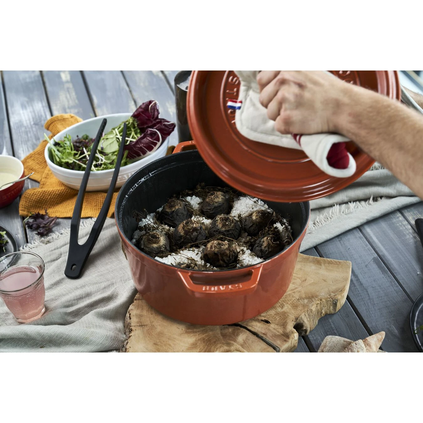 Staub Cocotte 28 Cm, Redondo, Canela, Hierro Fundido 7 Staub Cocotte 28 Cm, Redondo, Canela, Hierro Fundido - Imagen 5