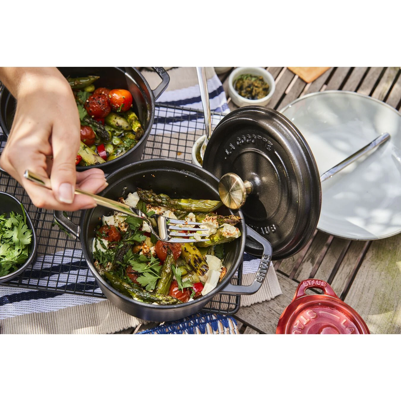 Staub Cocotte 16 Cm, Redondo, Negro, Hierro Fundido 8 Staub Cocotte 16 Cm, Redondo, Negro, Hierro Fundido - Imagen 6