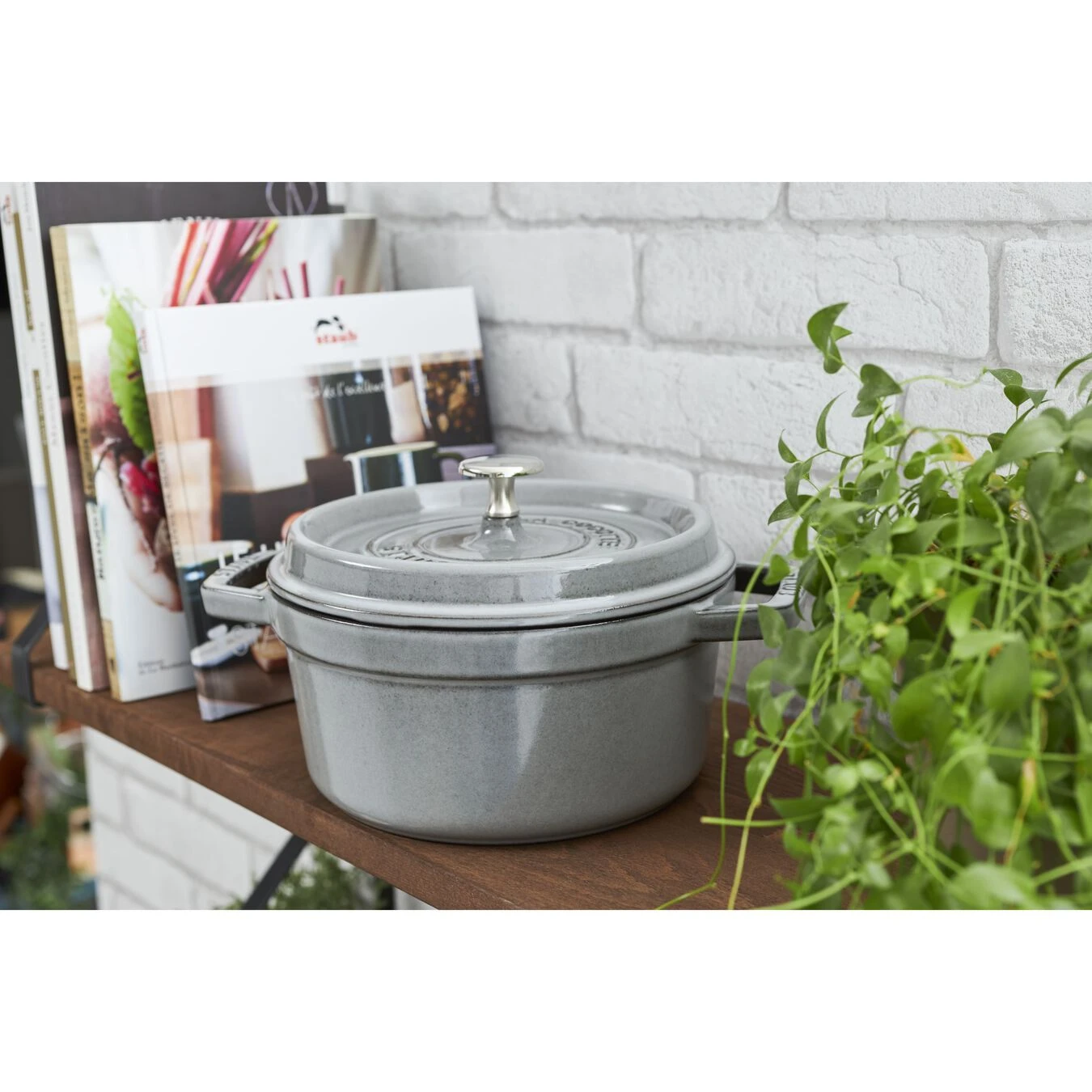 Staub Cocotte 18 Cm, Redondo, Gris Grafito, Hierro Fundido 8 Staub Cocotte 18 Cm, Redondo, Gris Grafito, Hierro Fundido - Imagen 6