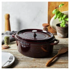 Staub Cocotte 31 Cm, Ovalado, Granadina, Hierro Fundido 12 Staub Cocotte 31 Cm, Ovalado, Granadina, Hierro Fundido -Staub Verkoop 750058436